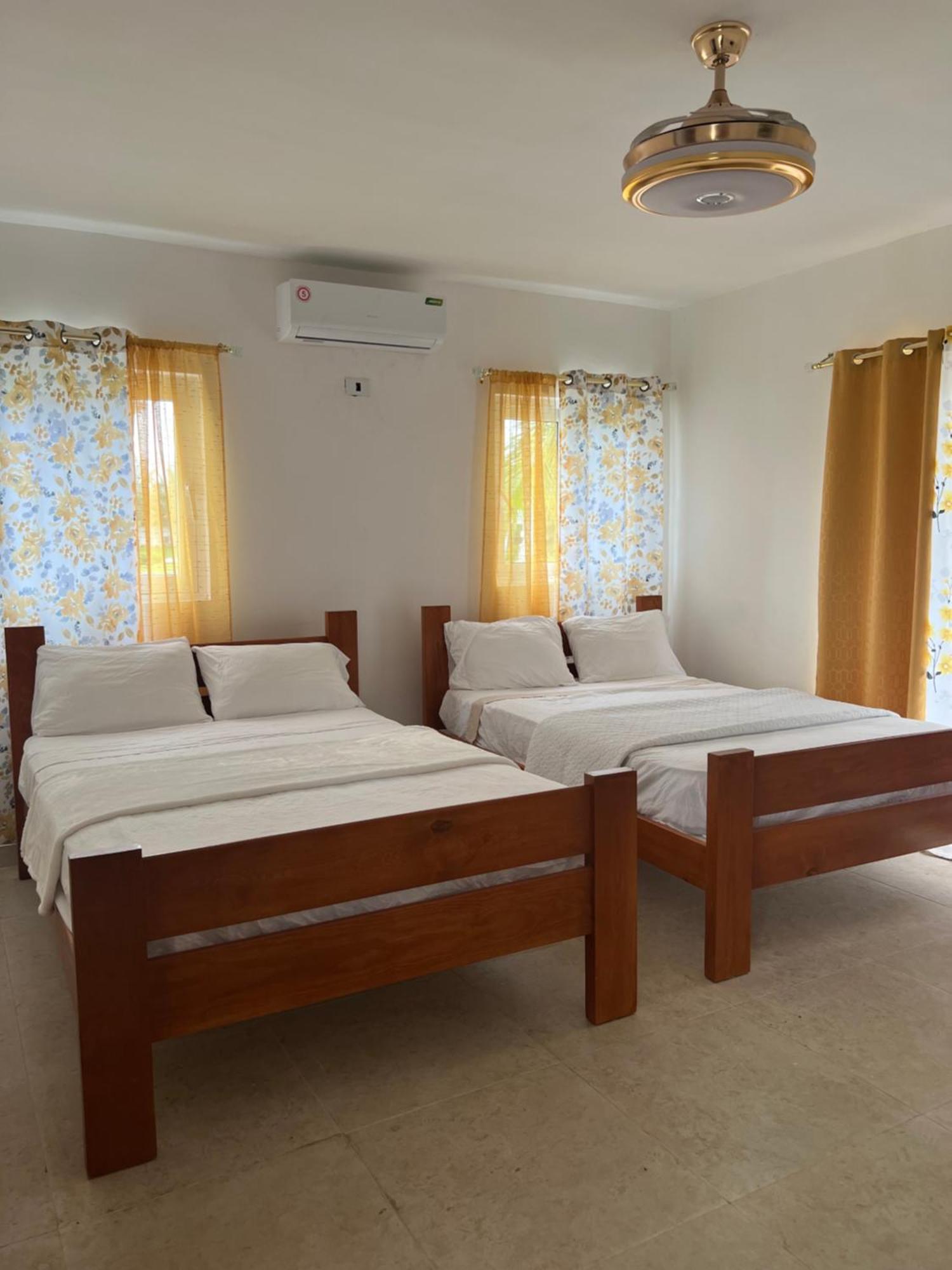 Coconut Paradise Beach Hotel Juan Baron エクステリア 写真