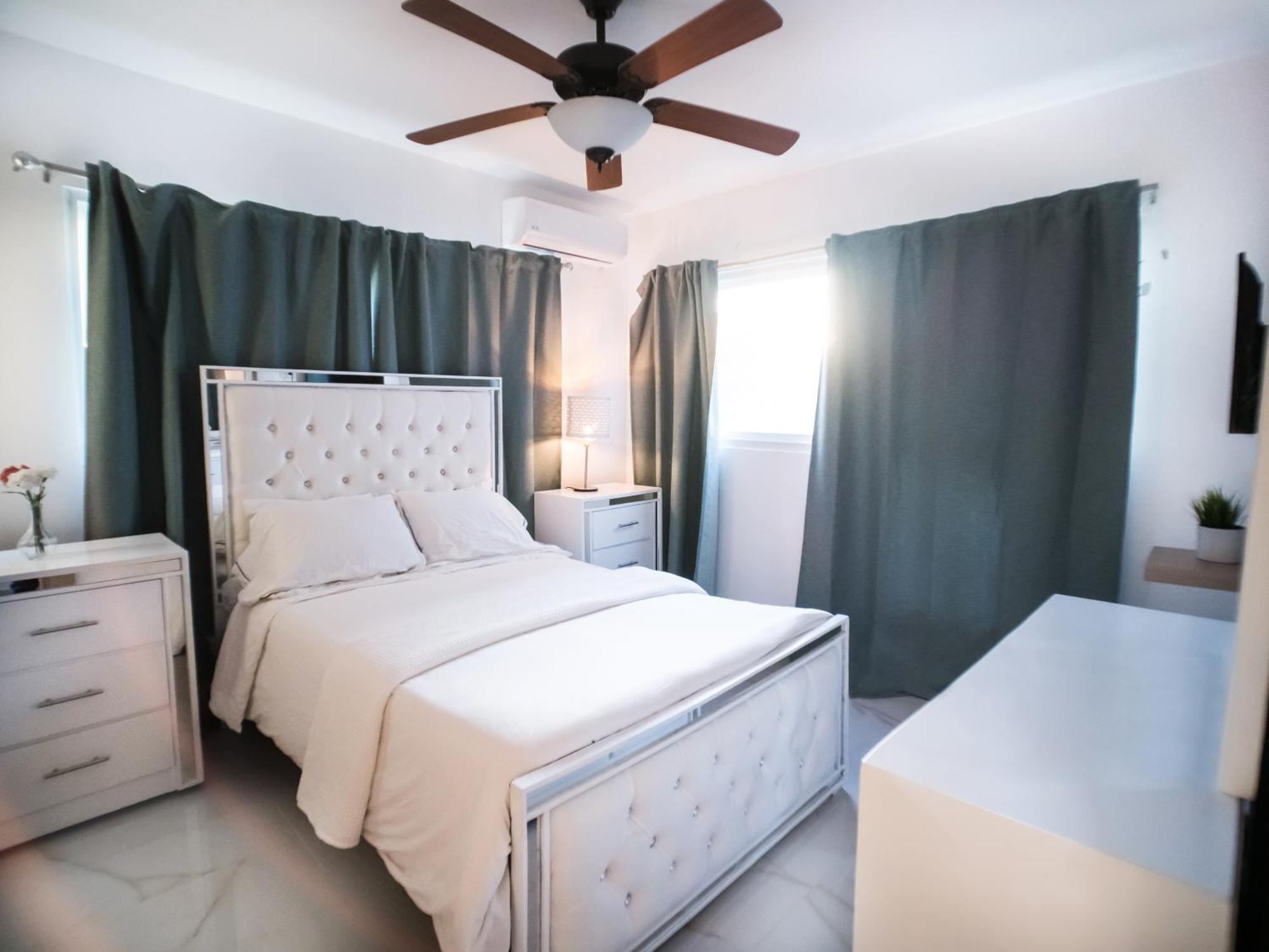 Coconut Paradise Beach Hotel Juan Baron エクステリア 写真